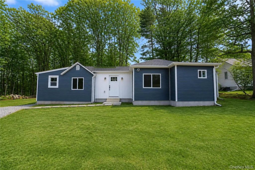 13 Brook Trail W, Wurtsboro