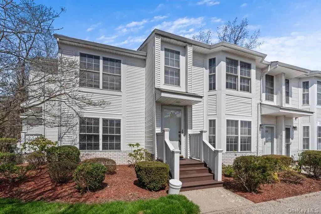 355 Old Tarrytown Road # 206, White Plains