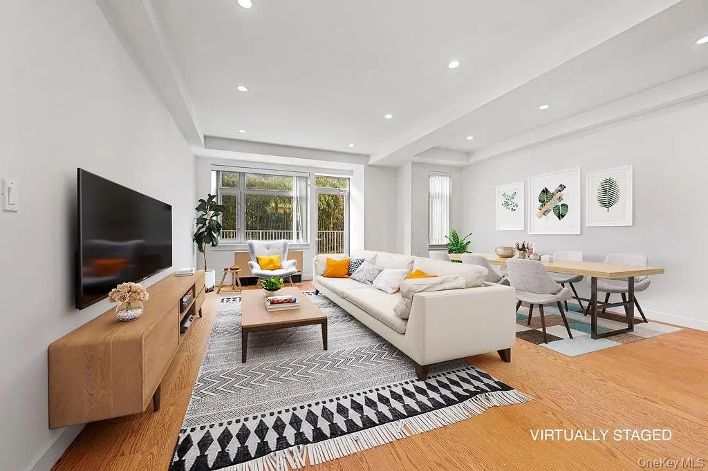 40-22 College Point Boulevard # 6h, Flushing