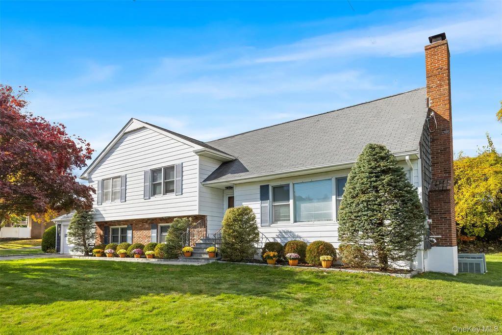 32 Homeside Lane, White Plains