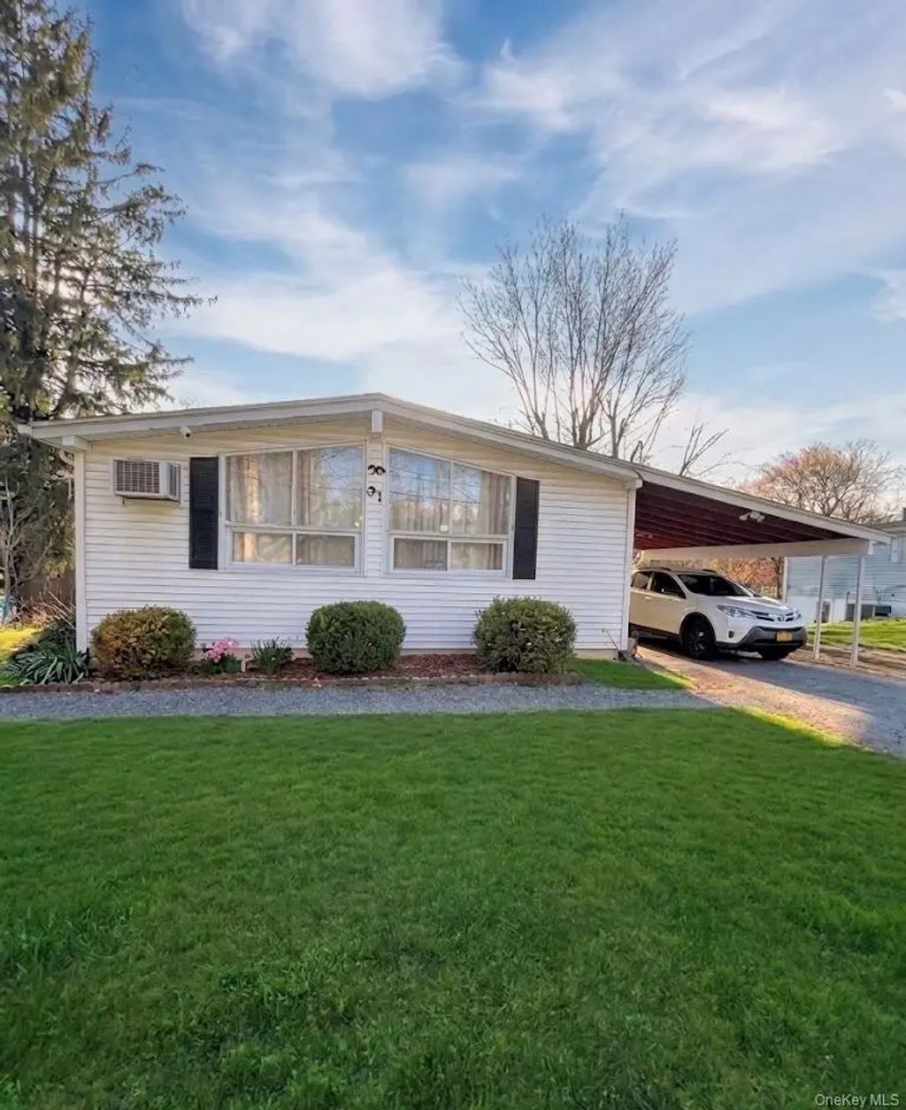 51 N Pascack Road, Nanuet