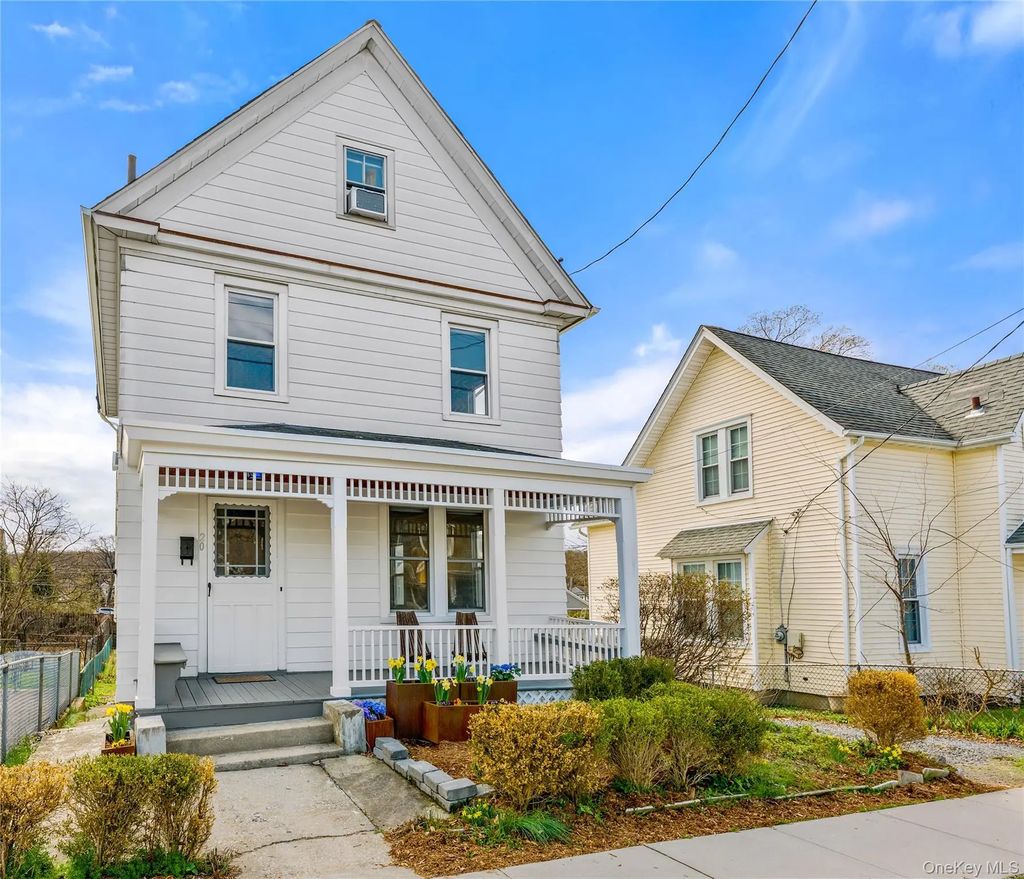 20 Maple Street, Dobbs Ferry