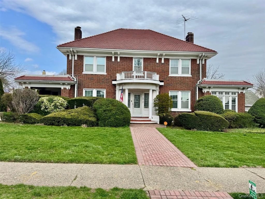 88-35 193rd Street, Hollis