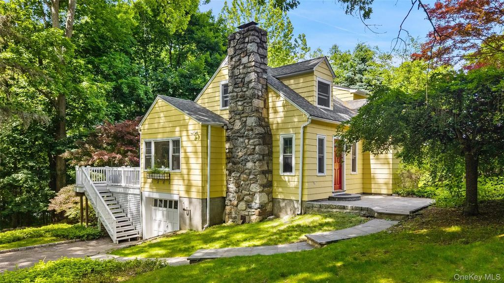 65 Laurelton Road, Mount Kisco