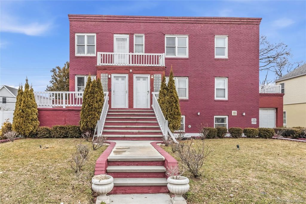 325 E Park Avenue, Long Beach