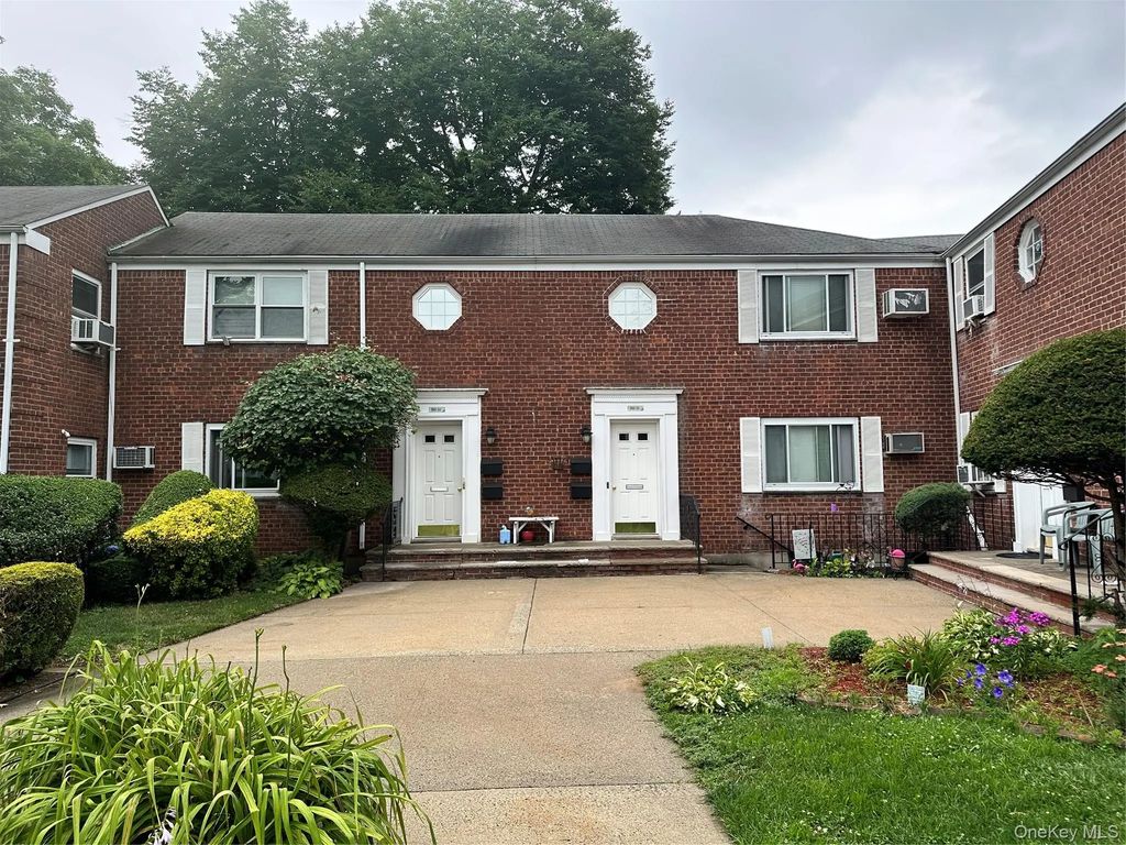 26033 73rd Avenue # Gv101-a5-2, Glen Oaks