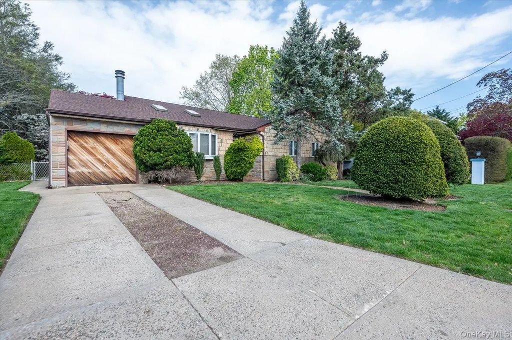 167 Maple Avenue, East Meadow
