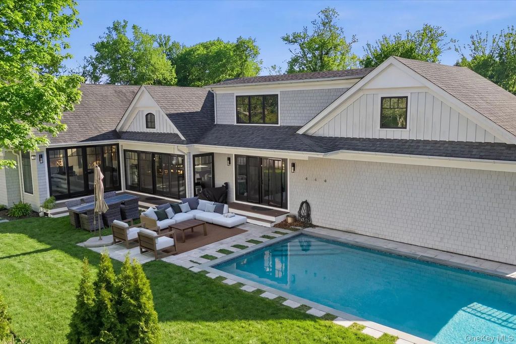 4 Post Lane, Quogue
