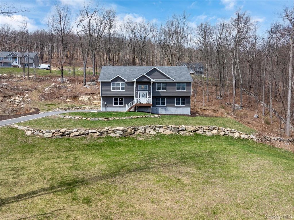 10 Eagle Hill Road, Mahopac