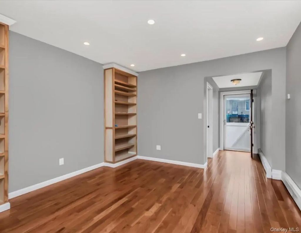 408 Beach 45th Street # 1, Far Rockaway