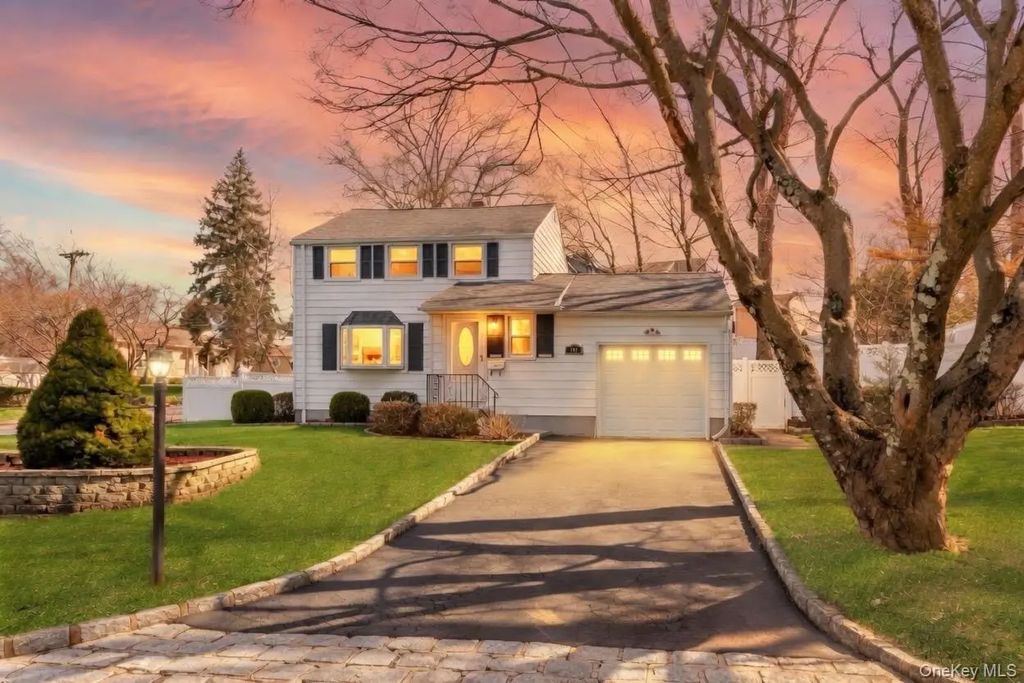 260 Roundhill Drive, Yonkers