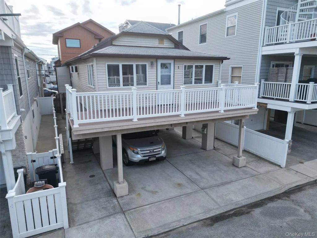 28 New Hampshire Street, Long Beach