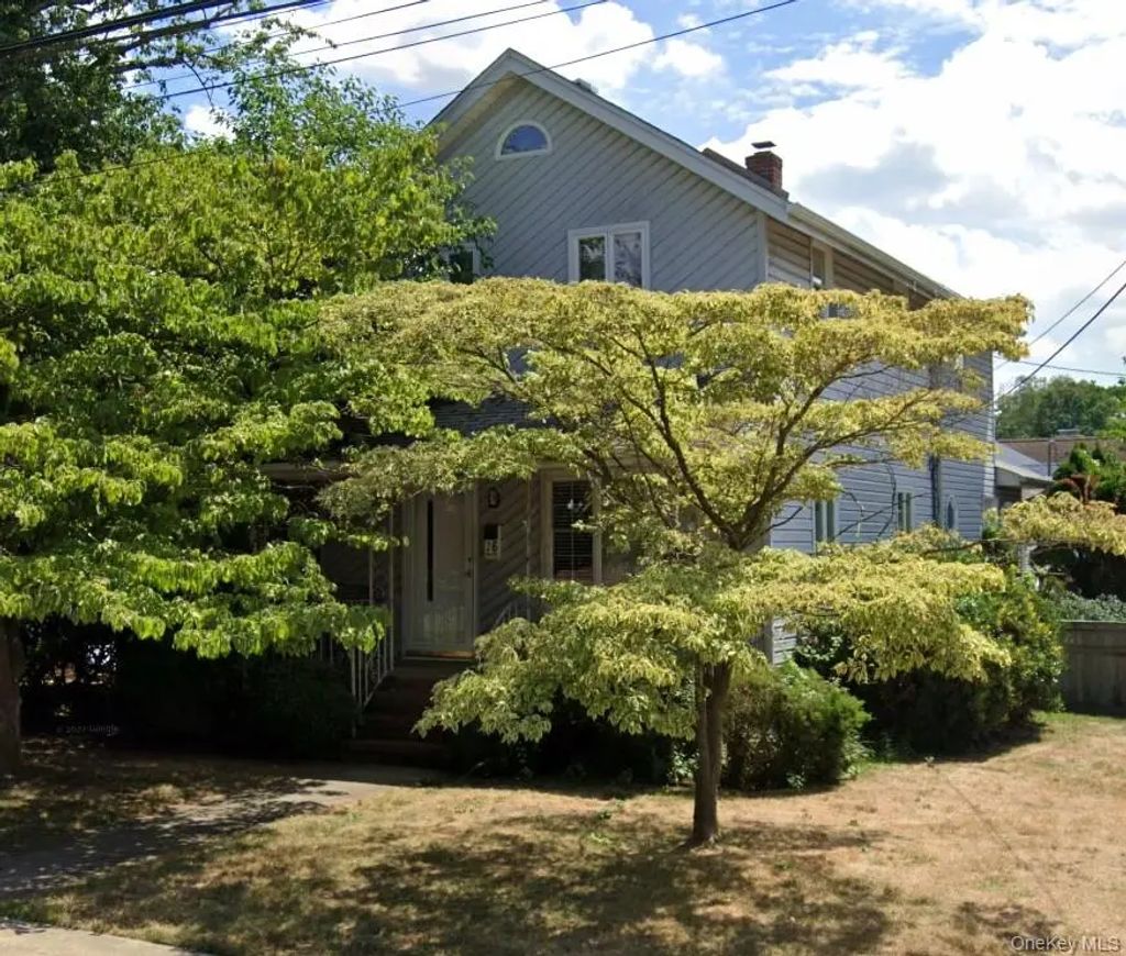 76 Driving Park Avenue, Lynbrook