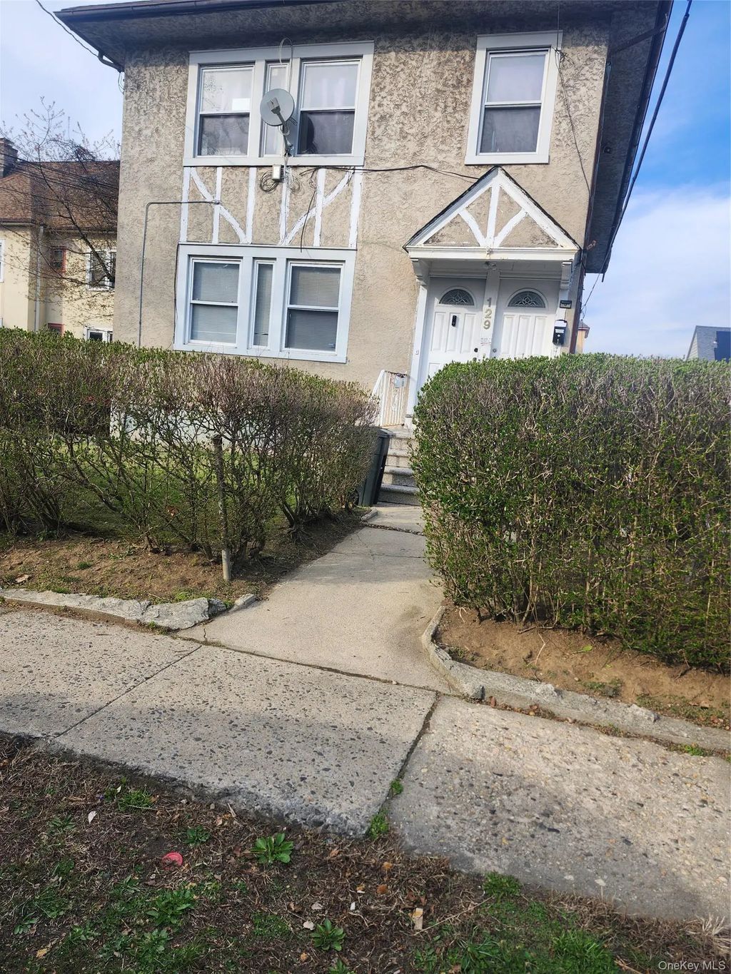129 Hillside Avenue, Mount Vernon