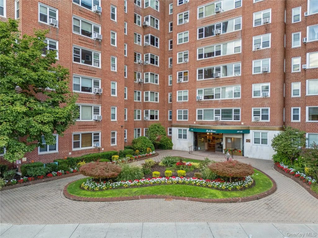 110-45 Queens Blvd # 807, Forest Hills