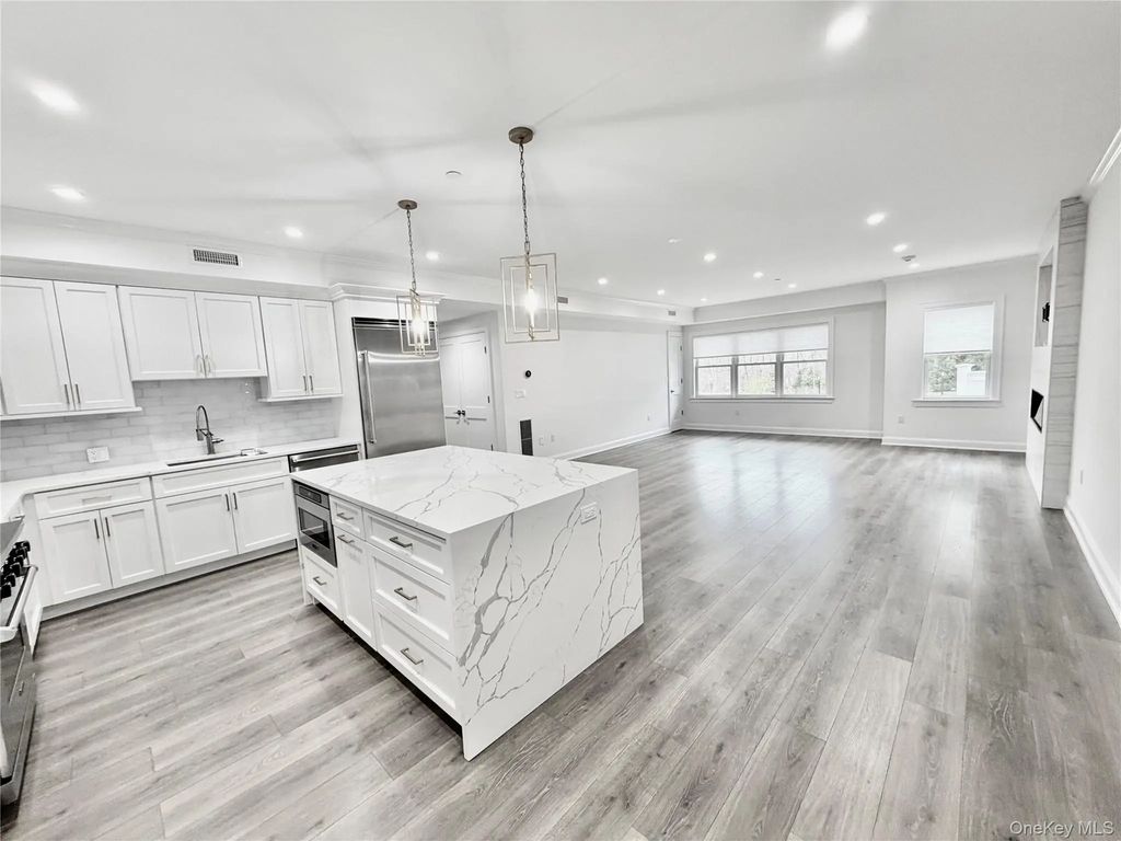 585 Main St # 1a, Armonk
