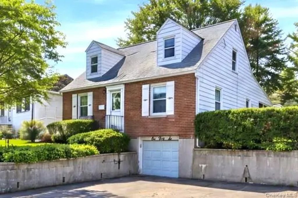136 Roundhill Drive, Yonkers