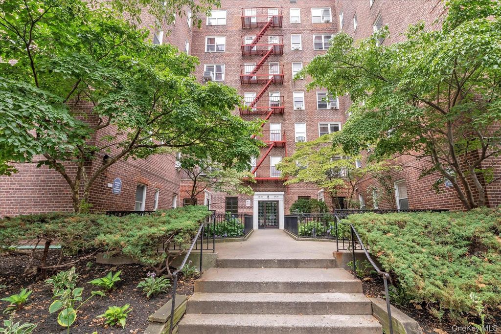 3930 52nd Street # 3a, Woodside