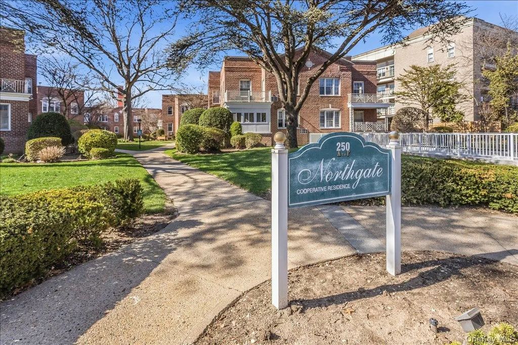 250 Central Avenue # C111, Lawrence