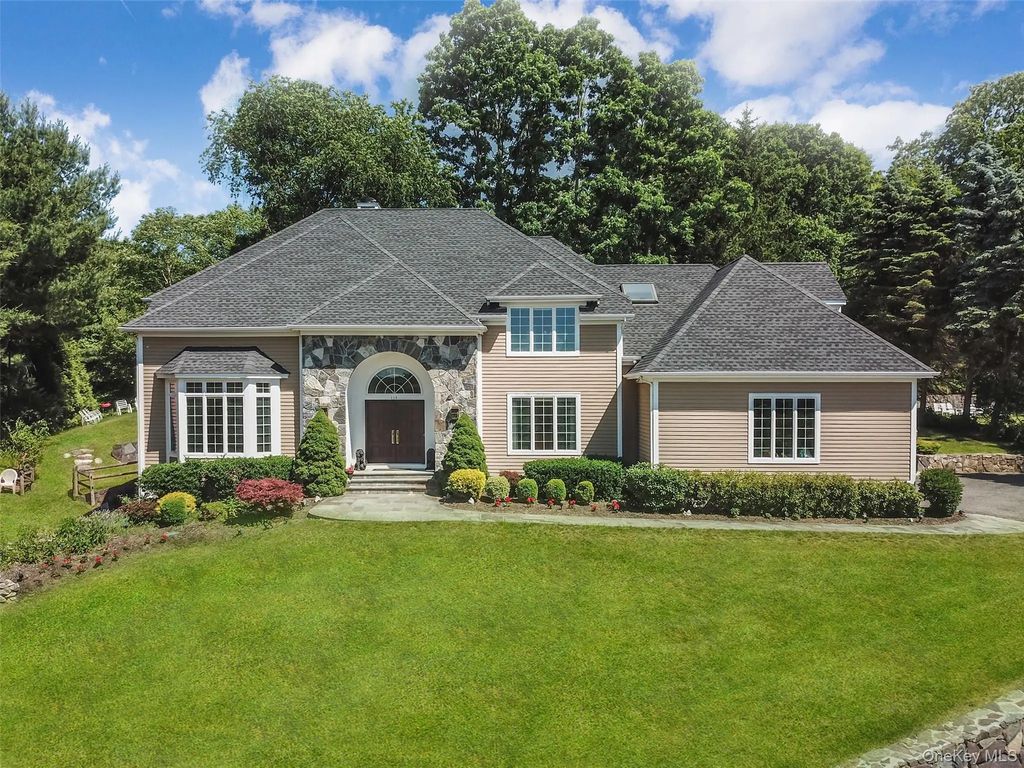 114 Random Farms Drive, Chappaqua