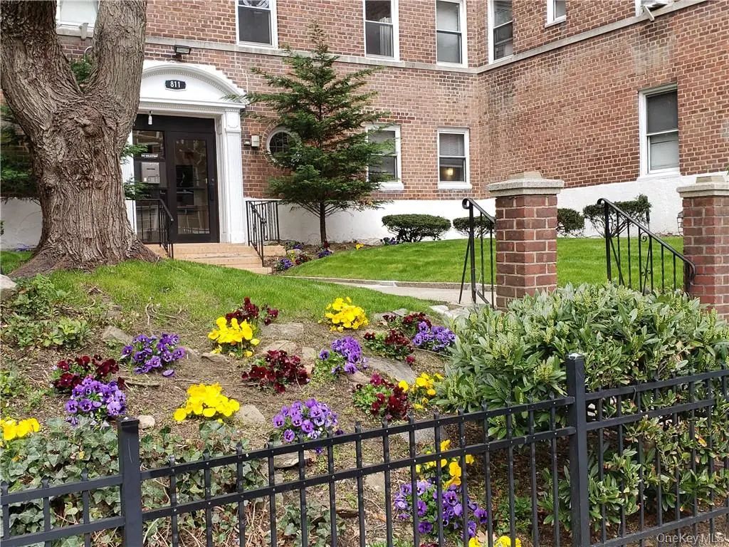 811 Bronx River Road # 1 C, Bronxville