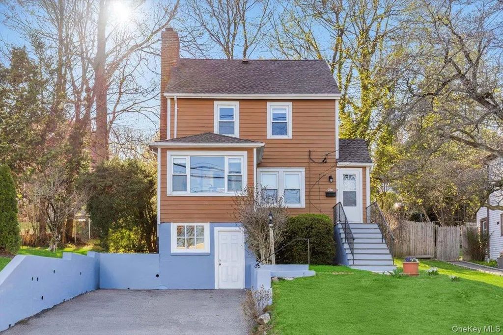 280 Knollwood Road, White Plains