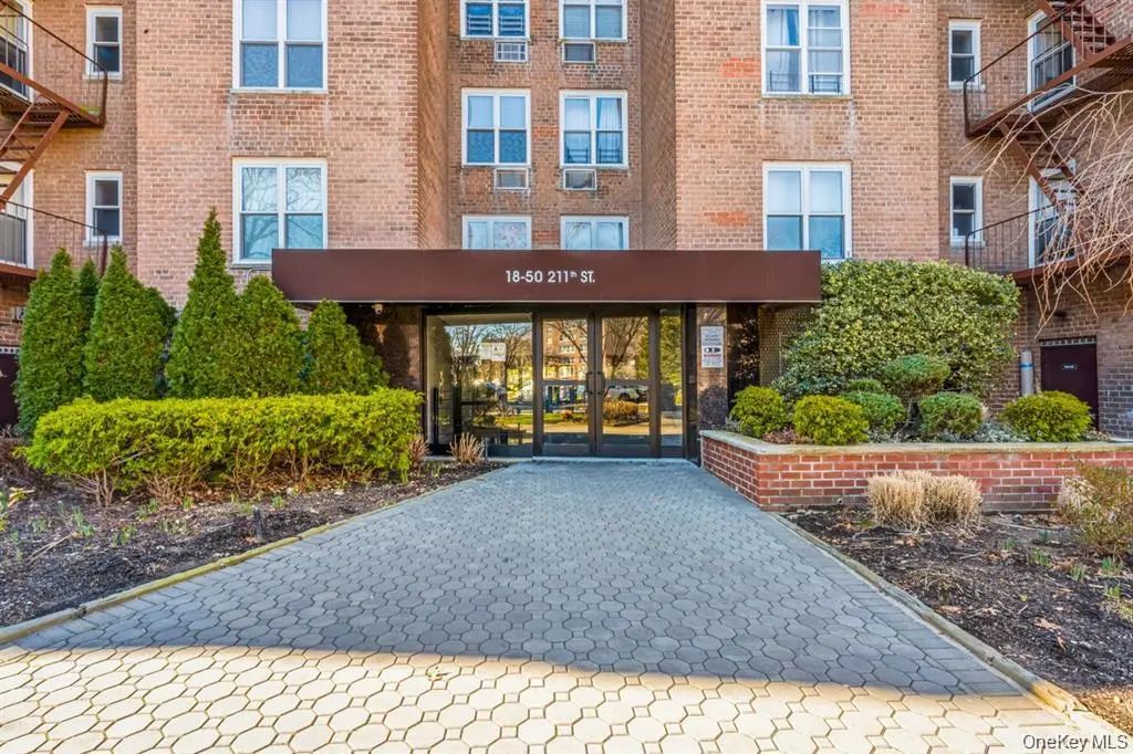 18-50 211th Street # 1b, Bayside