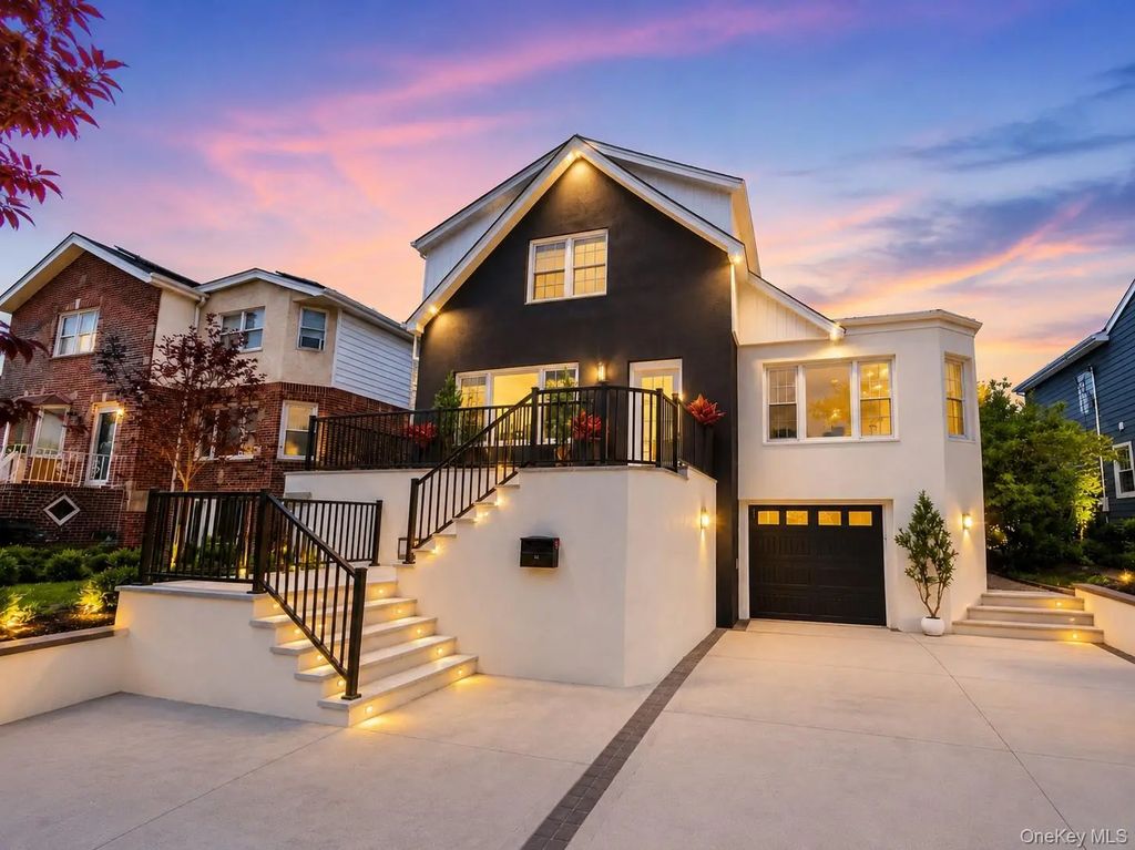 449 W Beech Street, Long Beach