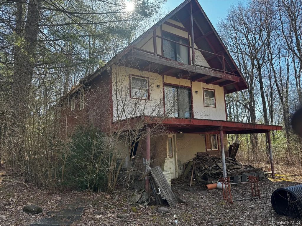 319 N Lake Road, Hunter
