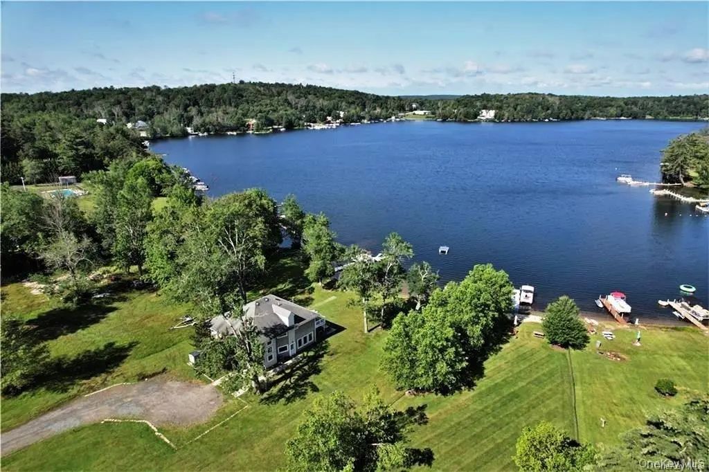 3437 State Route 55, White Lake