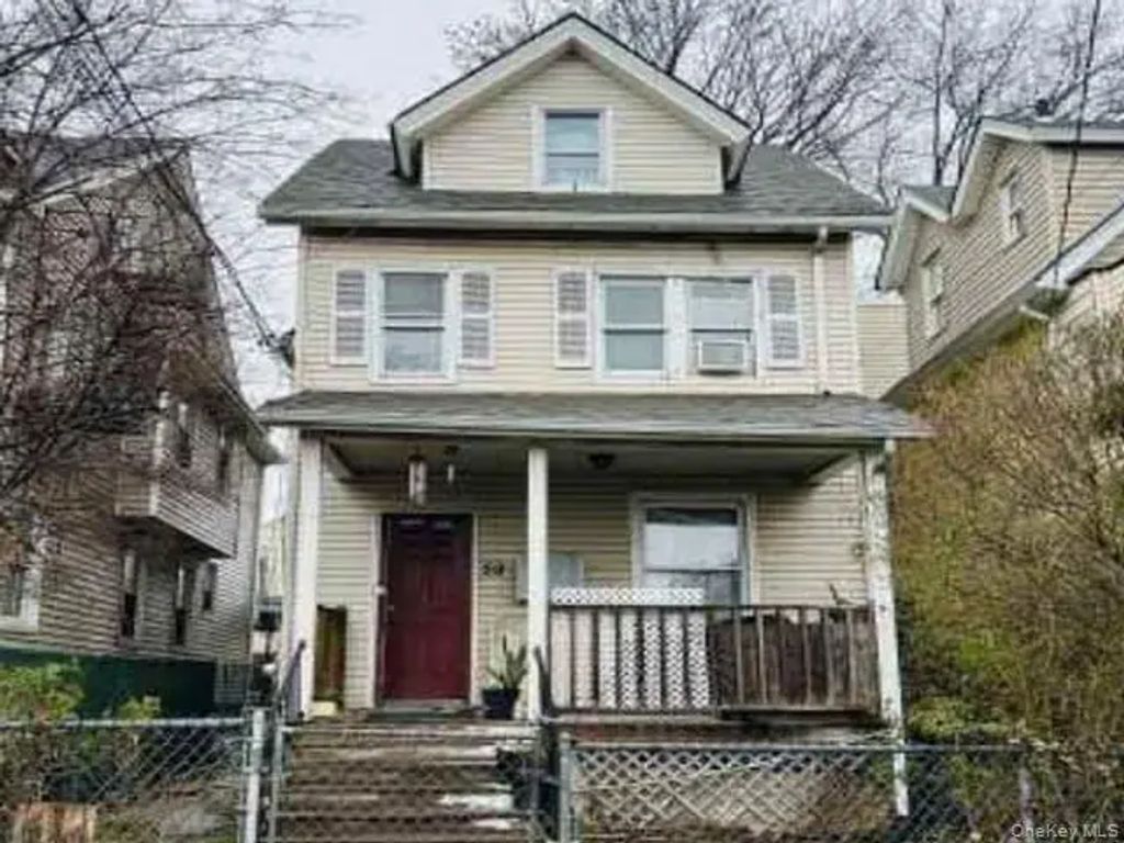 59 Crescent Avenue, New Rochelle