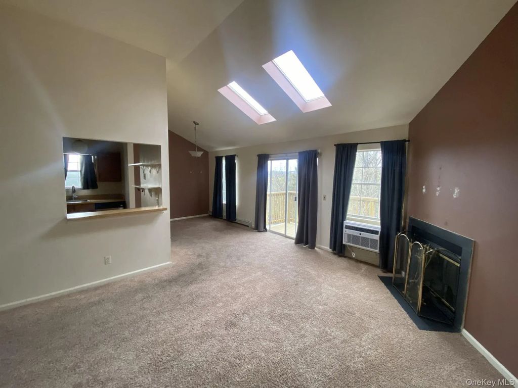 2 Lexington Hill # 12, Harriman