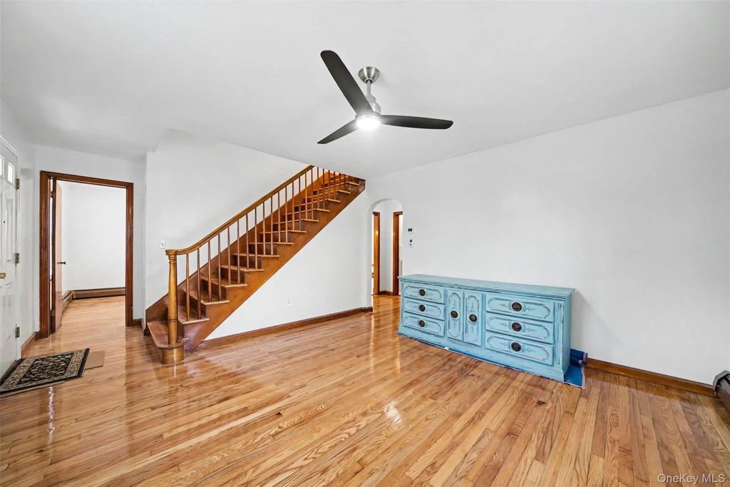 15 Forge Hill Road, New Windsor