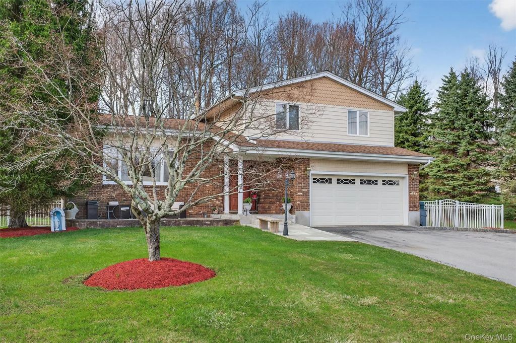 449 W Mombasha Road, Monroe
