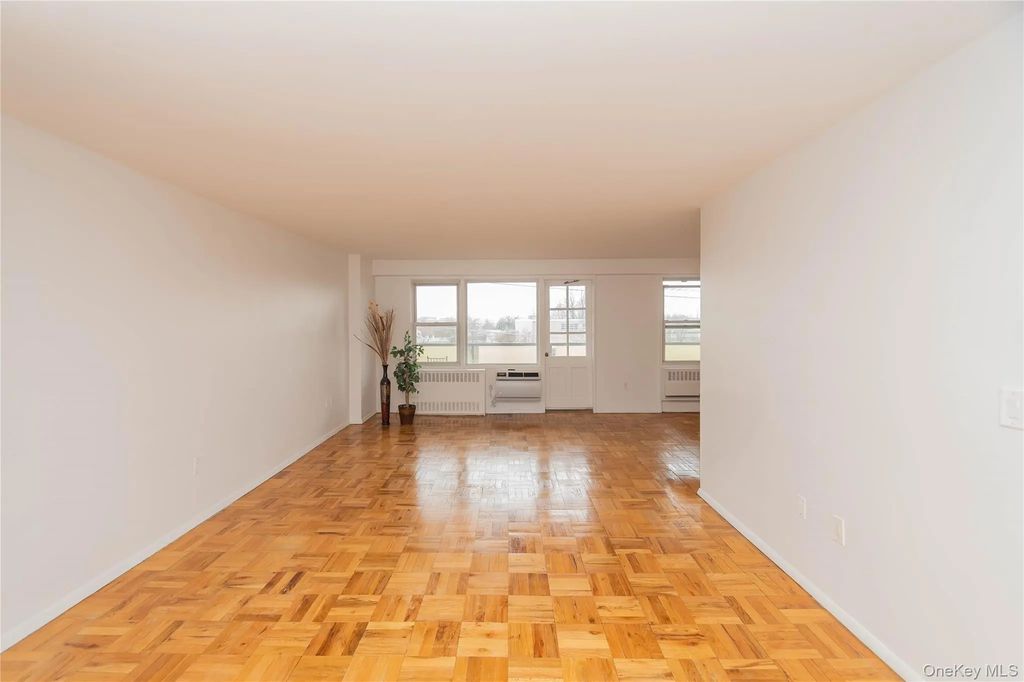 1841 Central Park Avenue # 10p, Yonkers