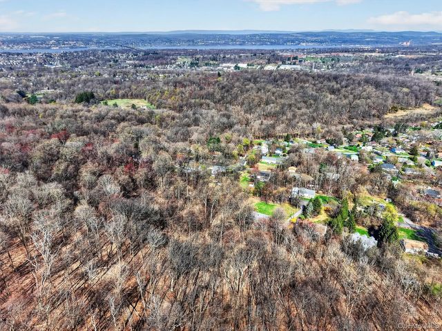Photo of Listing #983278