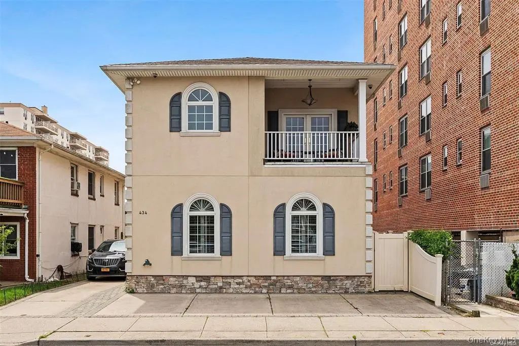 434 E Broadway # A, Long Beach