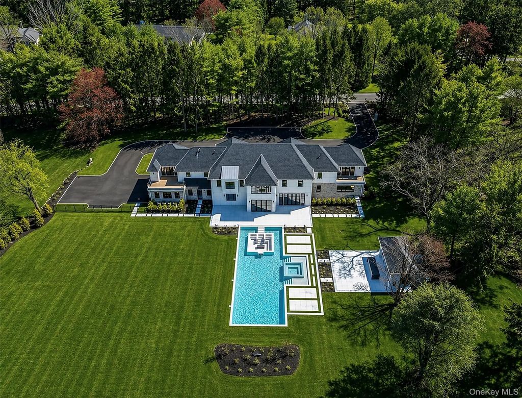 30 Evans Drive, Brookville