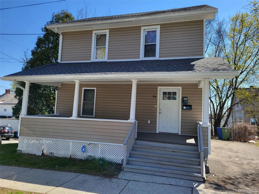 94 Linden Avenue, Middletown