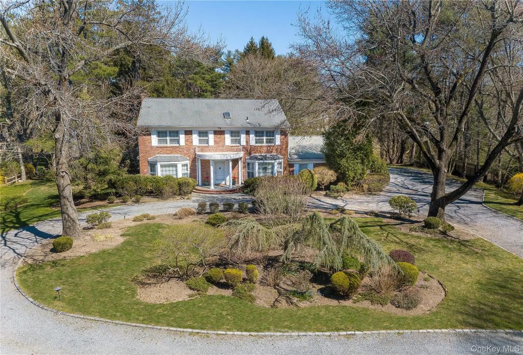 18 Quaker Ridge Drive, Brookville