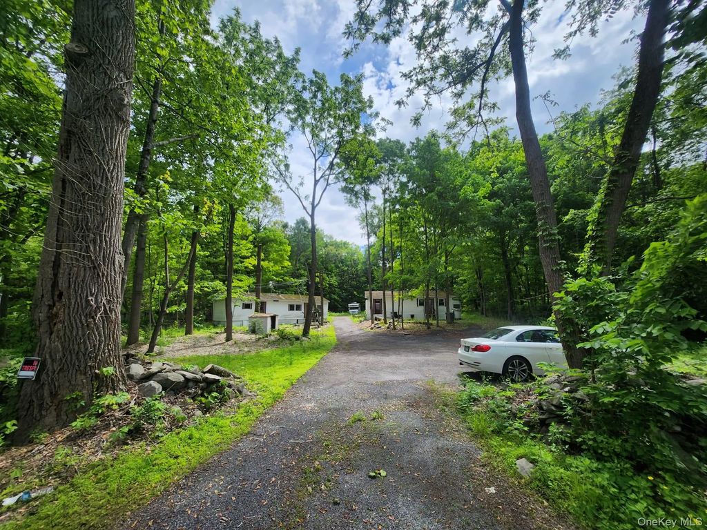 459 Gardnertown Road, Newburgh