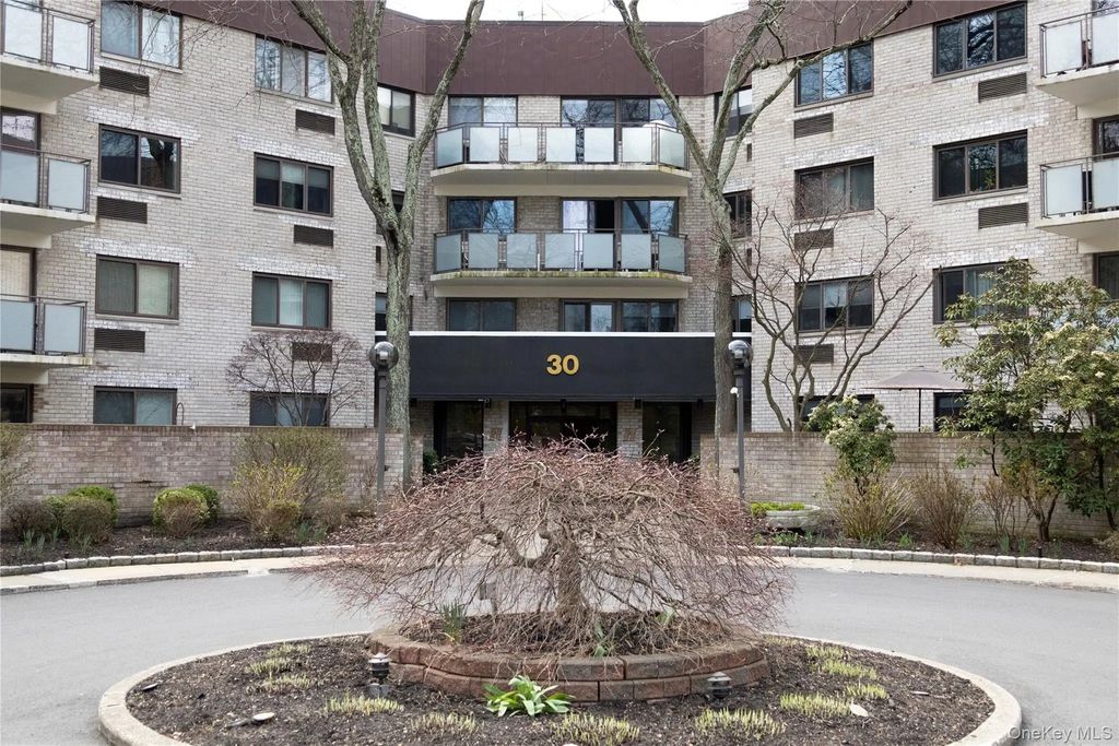 30 Greenridge Avenue # 4e, White Plains