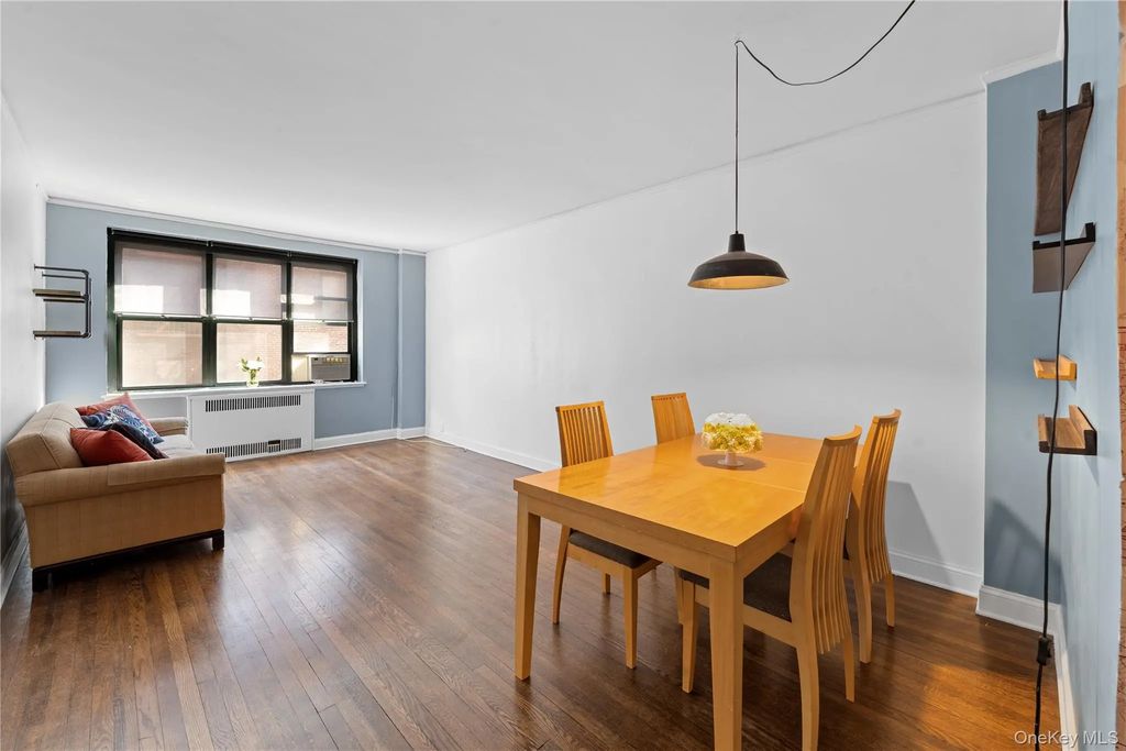 78-10 34th Avenue # 3b, Jackson Heights