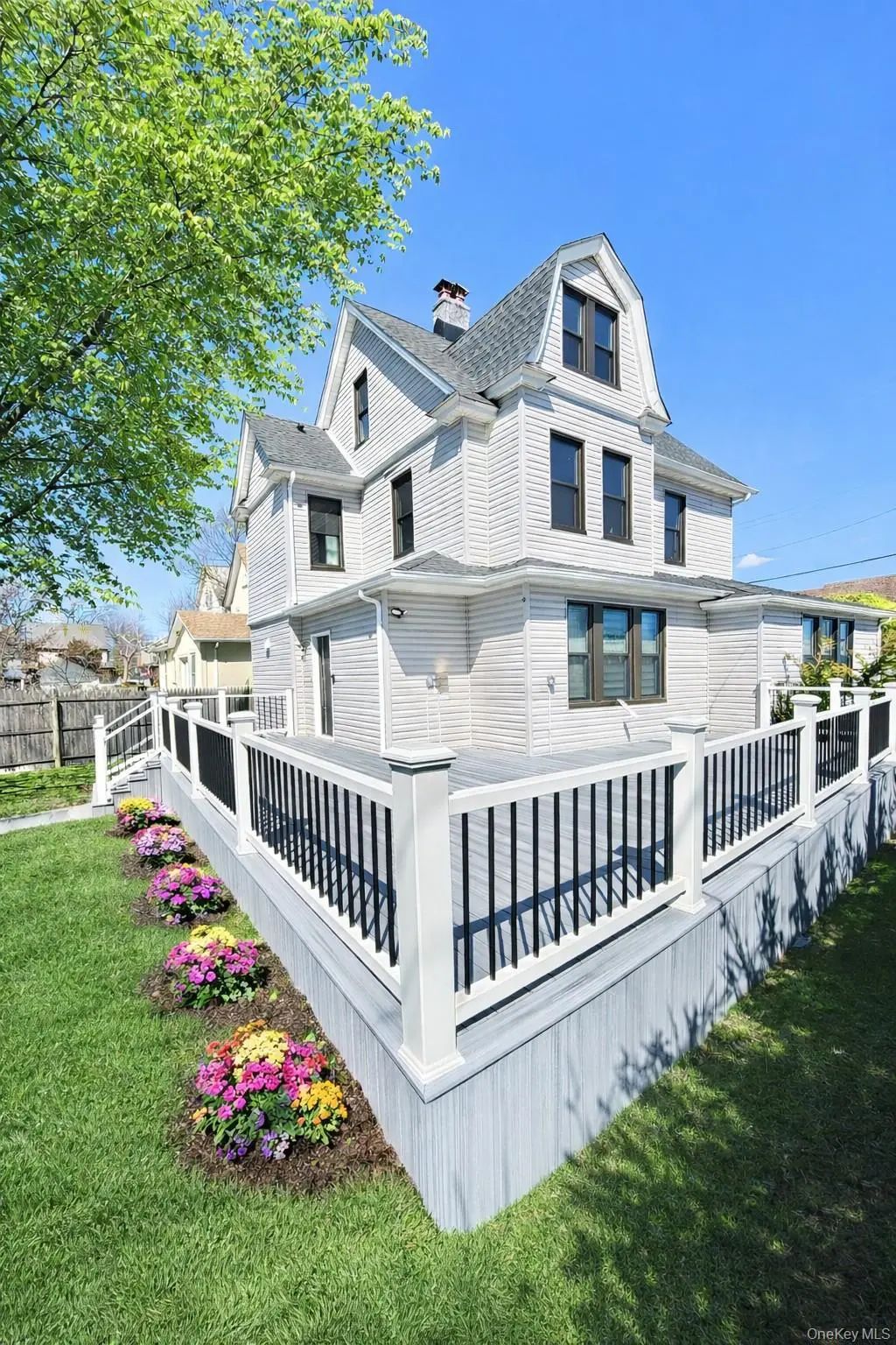 203 Washington Avenue, Cedarhurst