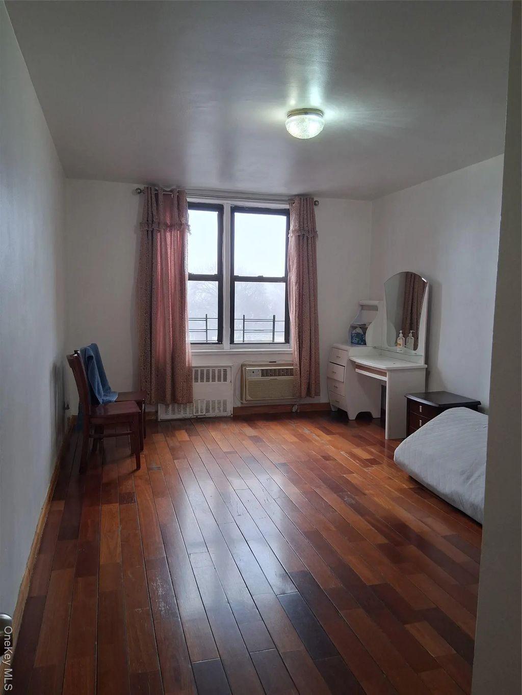 137-40 45th Avenue # 5n, Flushing