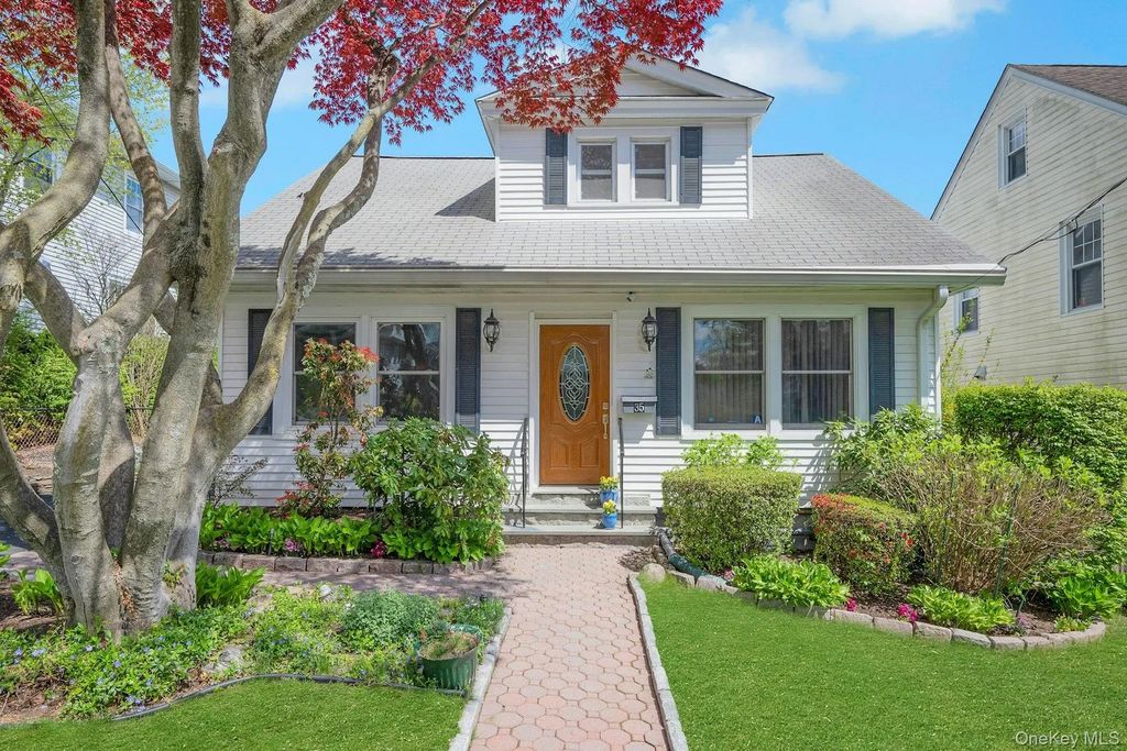 35 Chase Avenue, White Plains