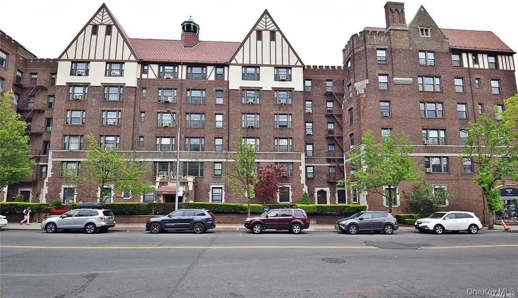 109-14 Ascan Avenue # 1k, Forest Hills