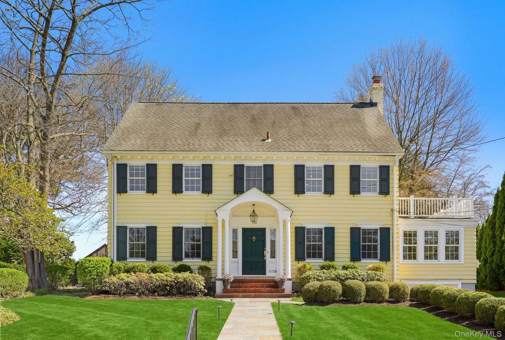 134 Brewster Road, Scarsdale