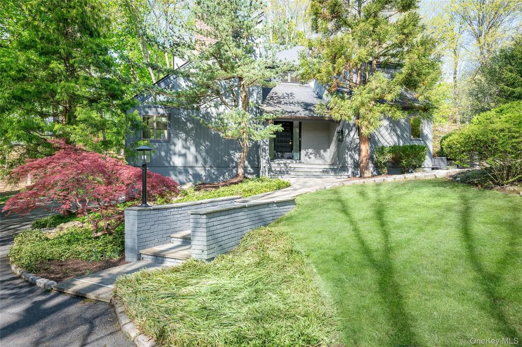 95 Old Lyme Road, Chappaqua