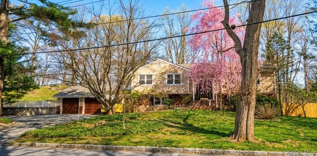 2 Brookwood Road, Bedford